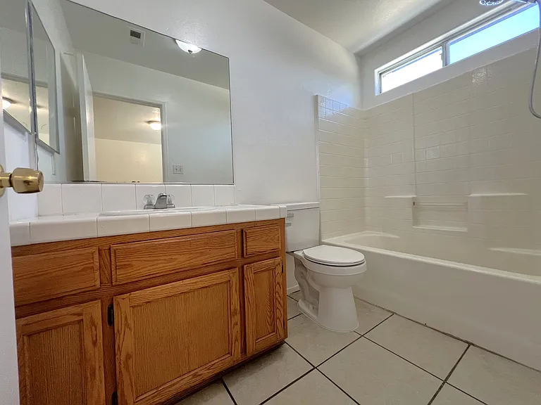 1408 Interlaken Dr — Photo 16