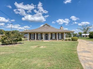 32 Whippoorwill Ln, Fort Mitchell, AL 36856