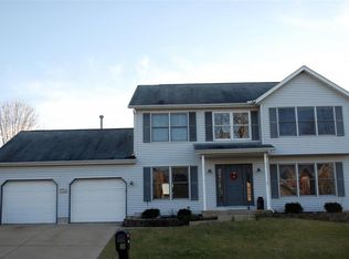 2266 Cranston St, South Bend, IN 46614