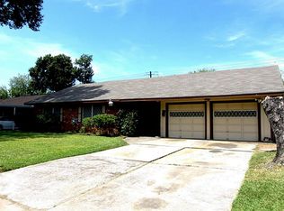 8530 Glen Valley Dr, Houston, TX 77061