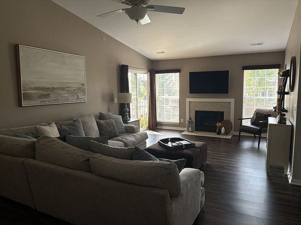 52069 Naugatuck Dr