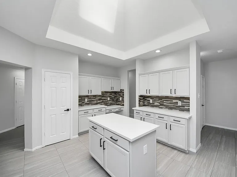8322 Adler Lake Dr — Photo 15
