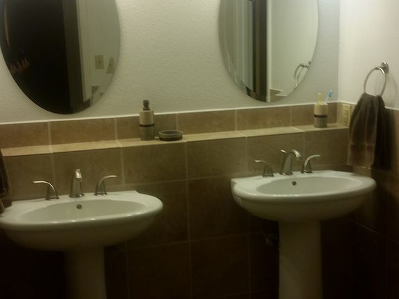 4th image of 206 Glenna Dr
