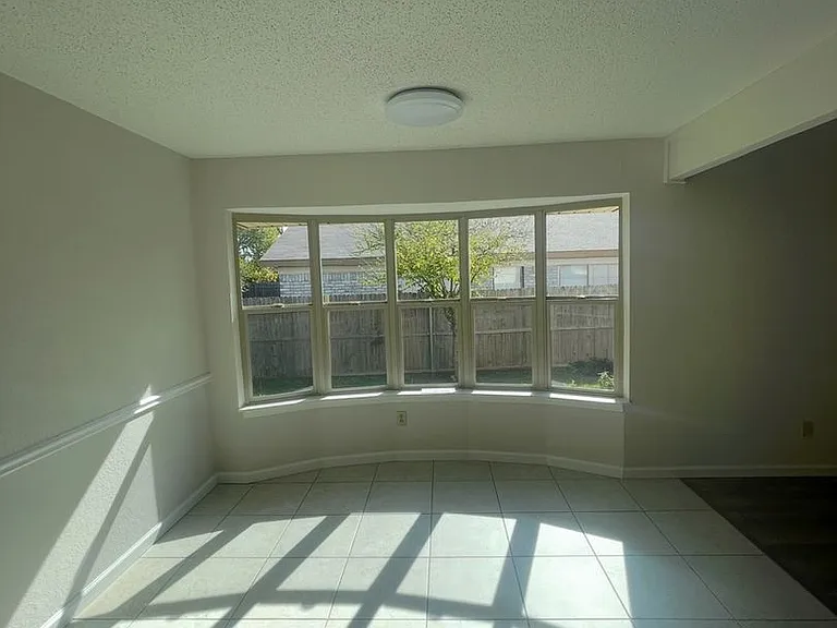 2201 Sage Ln — Photo 14