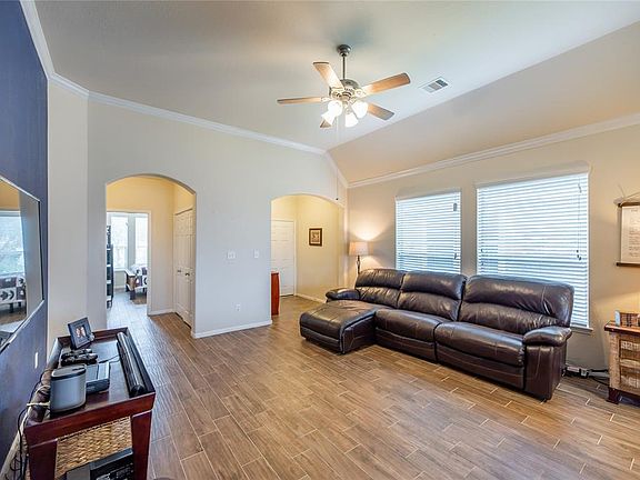 4th image of 20114 Emerald Mountain Dr