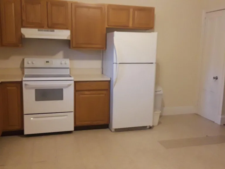 153 Lincoln St #2 — Photo 4