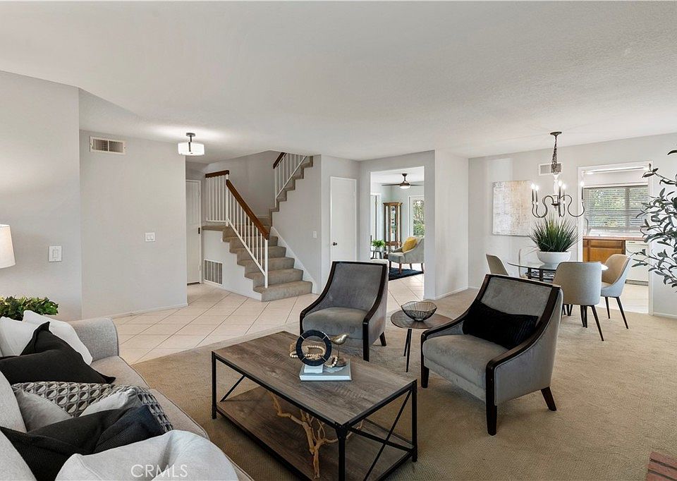 1st image of 1315 Deeplawn Dr