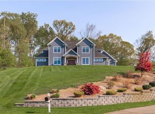 4 Old Farm Rd, Wolcott, CT 06716