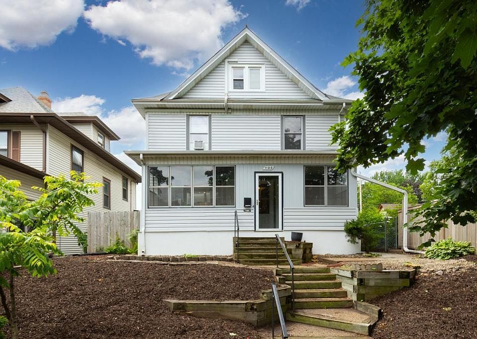 1st image of 1122 Marshall Ave