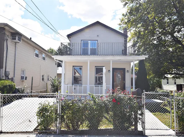 22734 112th Road, Queens Village, NY 11429
