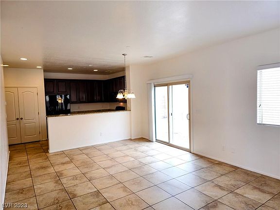 5th image of 7609 Baluster Ct