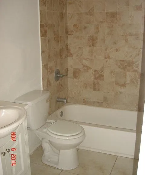 345 NW 34th St #3 — Photo 3