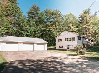14 Dixie Dr, Oxford, ME 04270