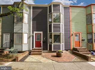 8 W Monmouth St, Winchester, VA 22601