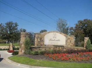 2619 Eagle Dr, Grapevine, TX 76051