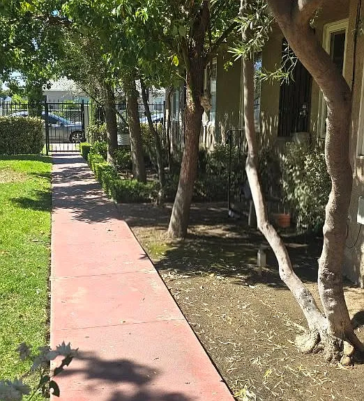 3373 E Clinton Ave #C — Photo 2