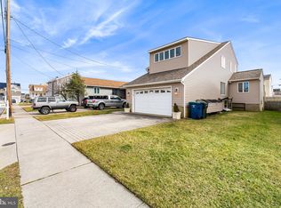 1302 Ray Ave, Brigantine, NJ 08203