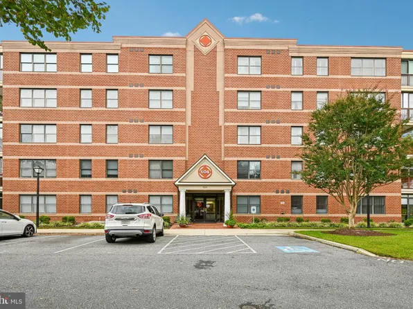 604 McKinsey Park Dr APT 304, Severna Park, MD 21146