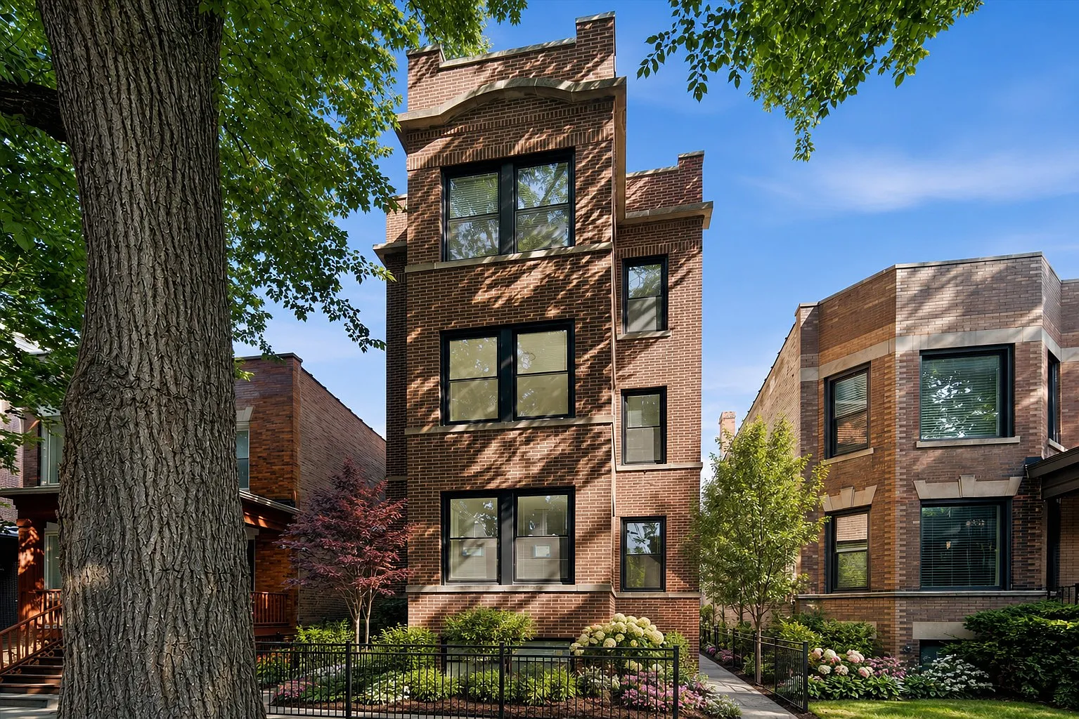 3 bed, 1500 sqft, $5,000 — Photo 1