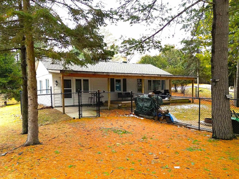 1st image of 5276 E 31st St