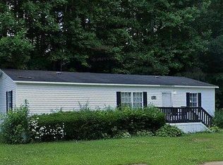 136 Beech Creek Ct NW, Kennesaw, GA 30152