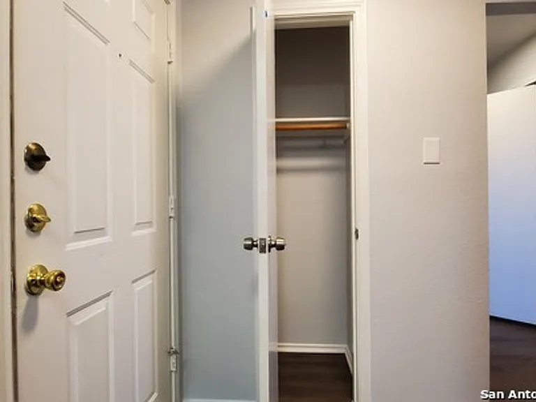 538 Dukeway Dr #C — Photo 10