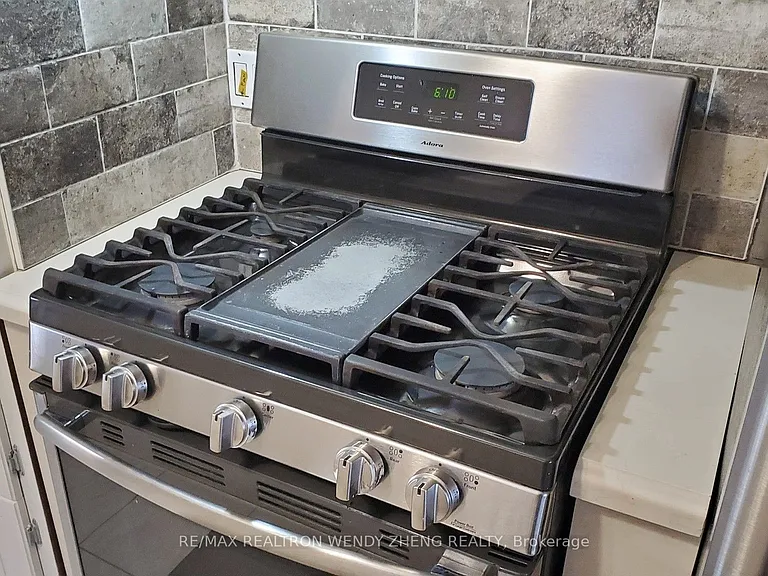 9359 Dickenson Rd W #1 — Photo 8