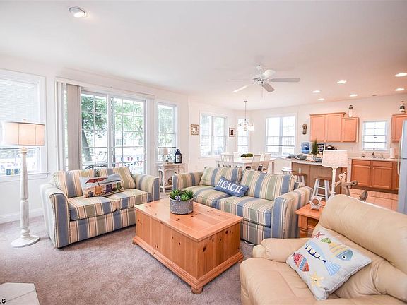 5th image of 1725-27 Central Ave APT 1