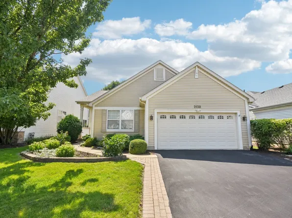 21551 W Larch Dr, Plainfield, IL 60544