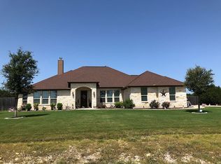 114 Laura Ln, Liberty Hill, TX 78642