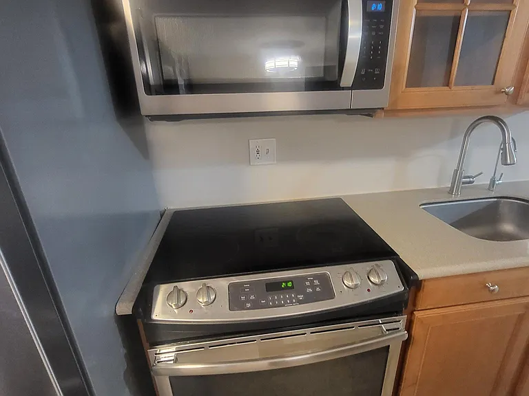 4336 Fox Creek Dr — Photo 17