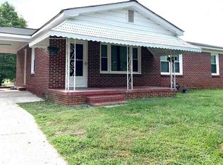 201 Calhoun St, Laurens, SC 29360