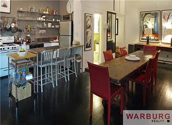 Rented by Warburg | media 7