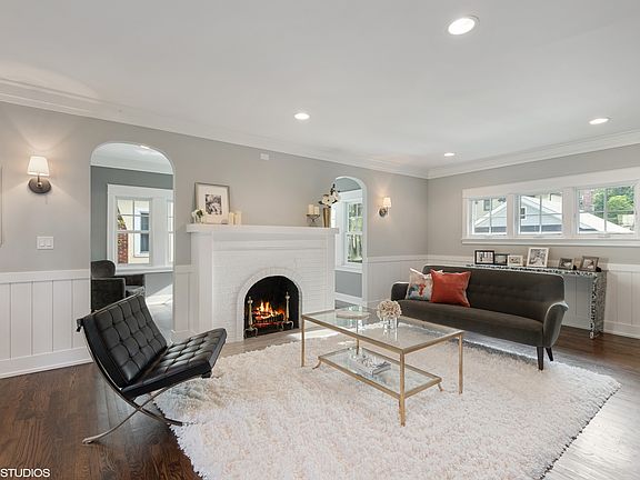 4th image of 442 S Kensington Ave