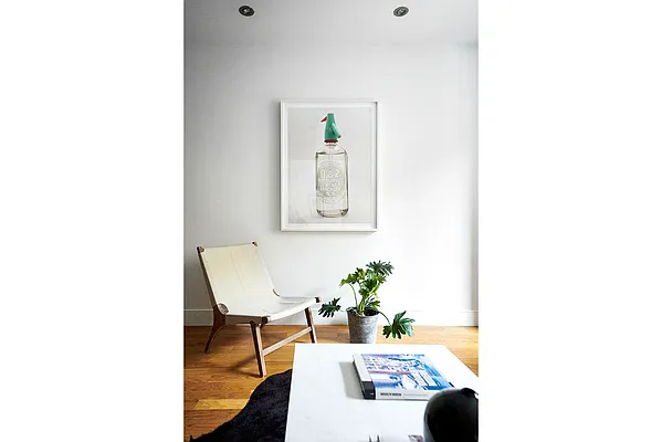 Sold by Warburg | media 8