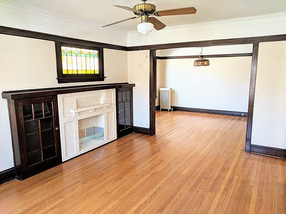 3rd image of 4719 N Linder Ave Floor 1