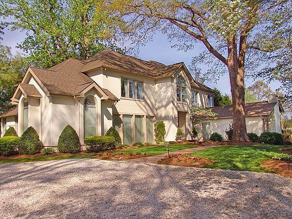 1st image of 130 Riverview Ave