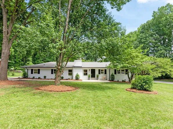 7200 Lakeside Dr N, Charlotte, NC 28215