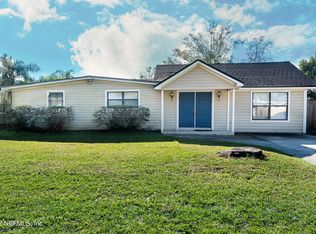 7818 Cezanne Dr N, Jacksonville, FL 32221