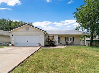 110 Goins Rd, Grove, OK 74344