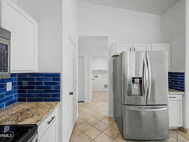 15337 W Poinsettia Dr — Photo 14