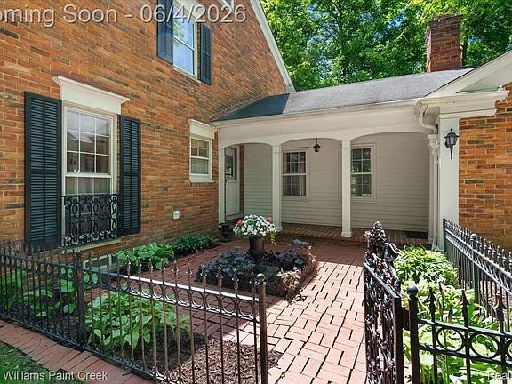 4th image of 32845 Long Bow Ct