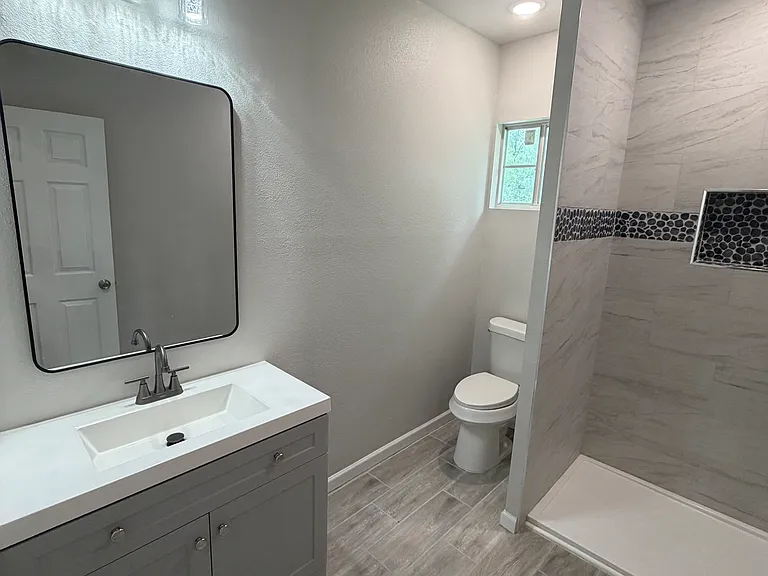 1623 W Ashby Pl — Photo 25