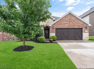 215 Cielo Azure Ln, Lewisville, TX 75067