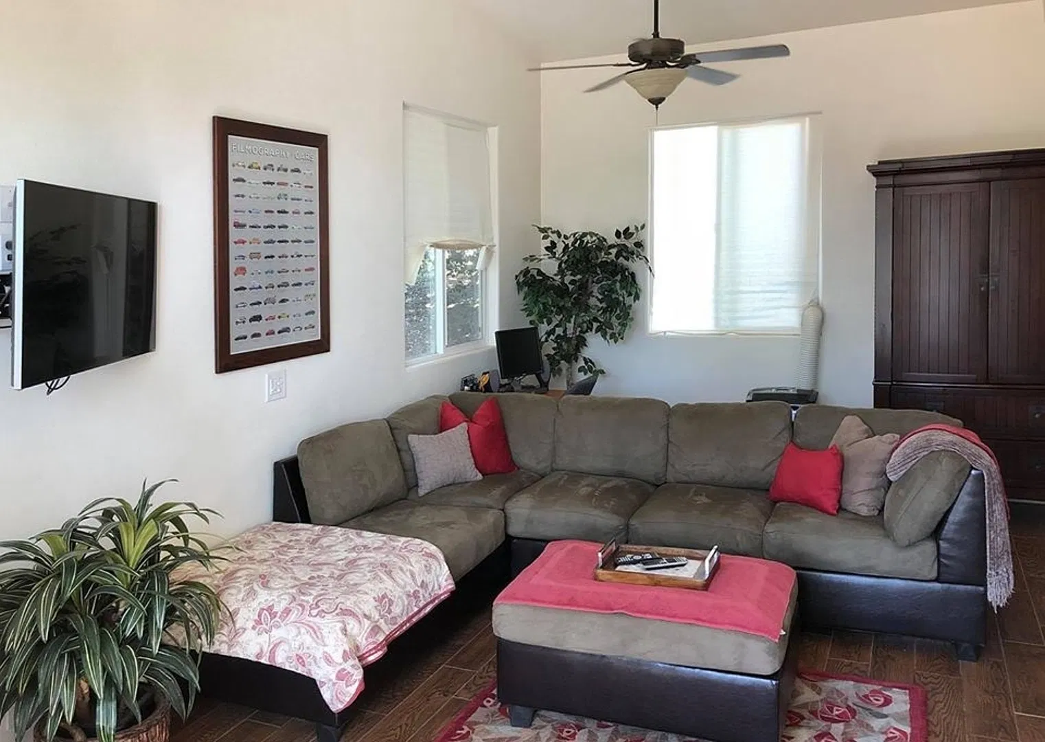 Studio, 500 sqft, $2,700 — Photo 2