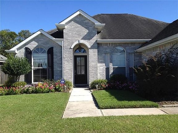 3rd image of 519 Arlington Dr