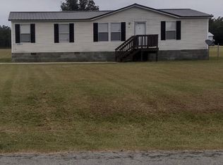 23 River Chase Dr, Hawkinsville, GA 31036