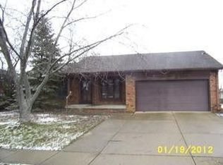 5724 Riva Ridge Dr, Indianapolis, IN 46237