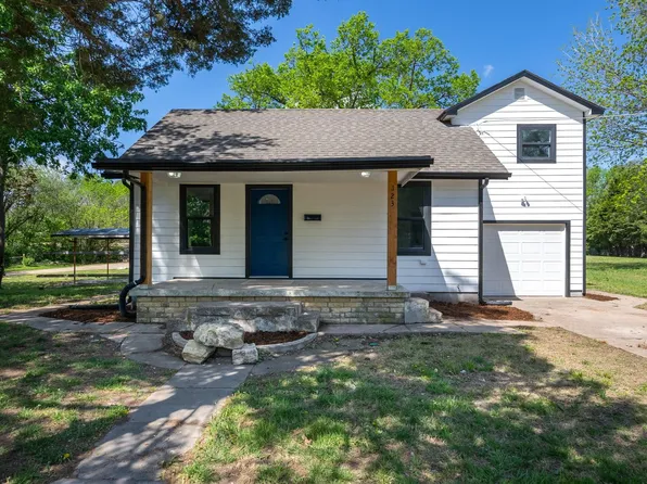 123 S High St, Newton, KS 67114