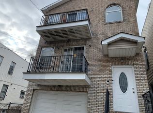 15 Orient Ave APT 1, Jersey City, NJ 07305